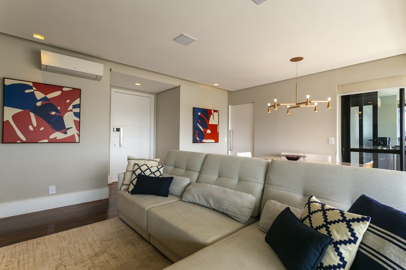 Moema - apartamento lindo, varanda gourmet, 3 suítes, 3 vagas Rua Araguari São Paulo - 