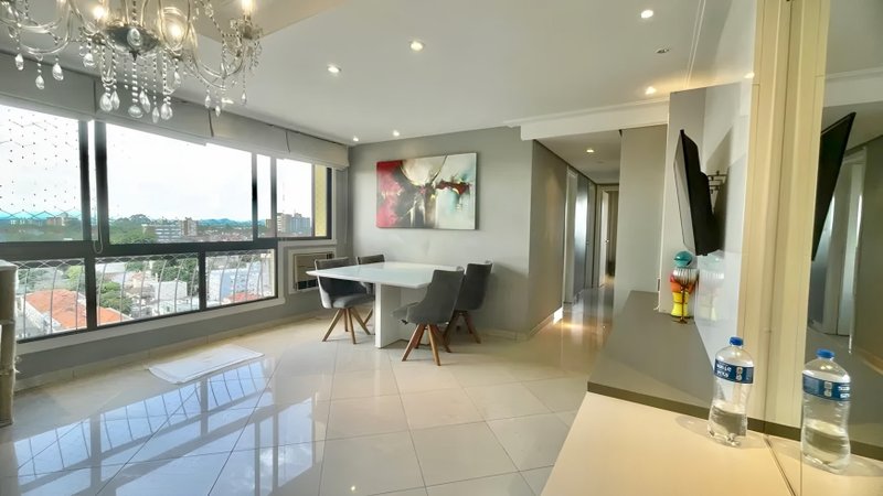 R$ 850.000 - ÓTIMO APARTAMENTO - 3 DORM - SUÍTE - 92M2 - ANDAR ALTO - VISTA - 1 VAGA Avenida Grécia Porto Alegre - 
