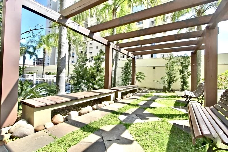 R$ 850.000 - ÓTIMO APARTAMENTO - 3 DORM - SUÍTE - 92M2 - ANDAR ALTO - VISTA - 1 VAGA Avenida Grécia Porto Alegre - 