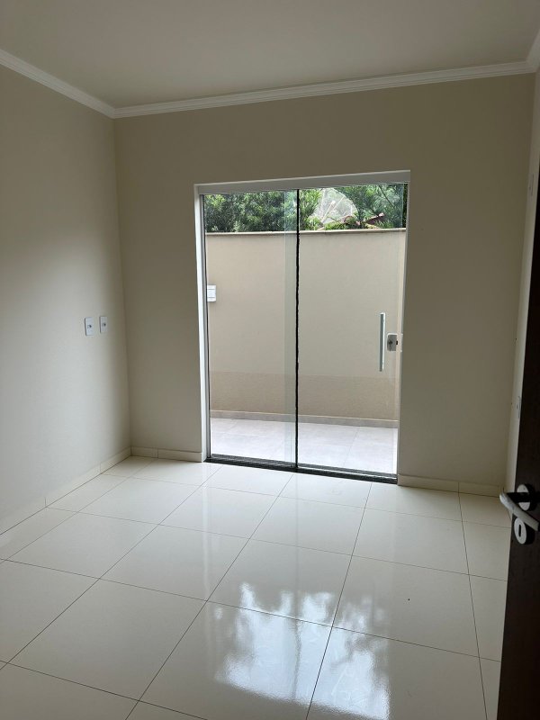 APARTAMENTO COM 1 SUÍTE MAIS 2 DORMITÓRIOS NO BAIRRO CEDRINHO - Brusque - 