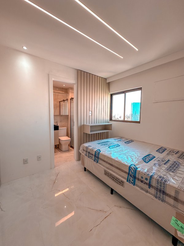Apartamento à Venda com 3 quartos sendo 2 suíte e 2 vaga com 72 mt2 por R$ 780.000,00 Rua Amália Bernardino de Sousa Recife - 