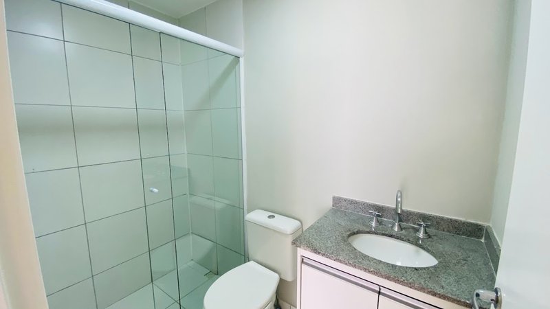 Vila Ipojuca - cobertura duplex, amplo terraço, muita vista Rua Camburiú São Paulo - 