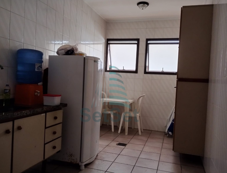 Apartamento a venda com permuta de menor valor ou veículo  - Pitangueiras - Guarujá/SP - Guarujá - 