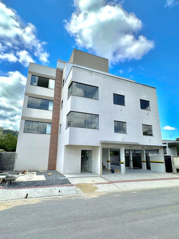 APARTAMENTO COM 3 DORMITÓRIOS NO BAIRRO SÃO JOÃO - Brusque - 