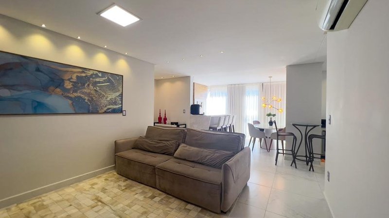Apartamento em Meia Praia, Itapema Mobiliádo lindo para você investidor Rua 250 Itapema - 