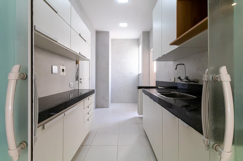 Ótimo apartamento em Botafogo Rua Conde de Irajá Rio de Janeiro - 