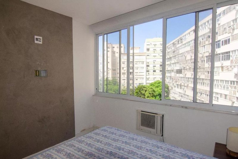 Excelente apartamento para Airbnb ou moradia Avenida Nossa Senhora de Copacabana Rio de Janeiro - 