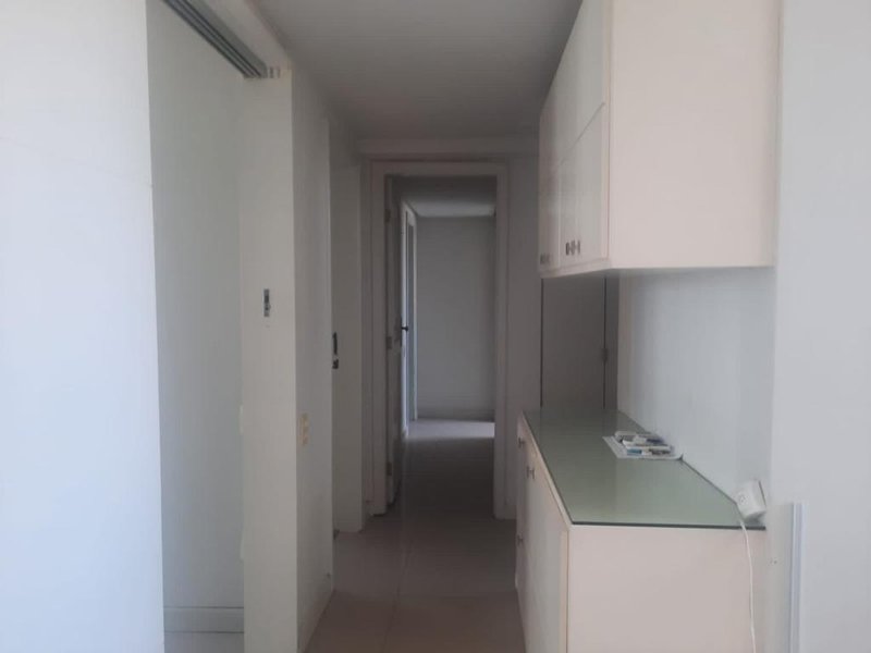 Apartamento à venda, quatro quartos, dependência completa, Jardim Apipema, Salvador/BA Rua Plínio Moscoso Salvador - 