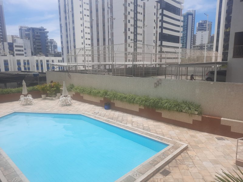Apartamento à venda, quatro quartos, dependência completa, Jardim Apipema, Salvador/BA Rua Plínio Moscoso Salvador - 