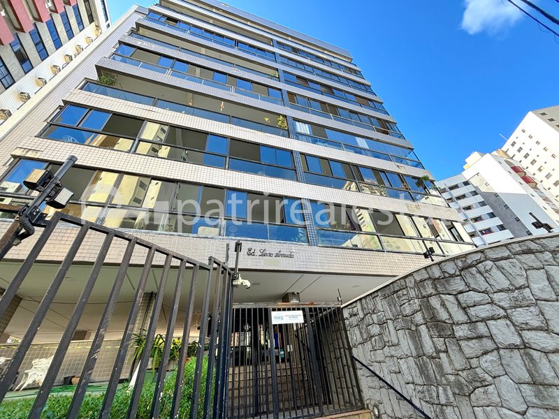 Apartamento 130 m² com 3 Quartos 2 wc, 2 vagas R$ 660.000. Meireles - Fortaleza - CE Rua Leonardo Mota Fortaleza - 
