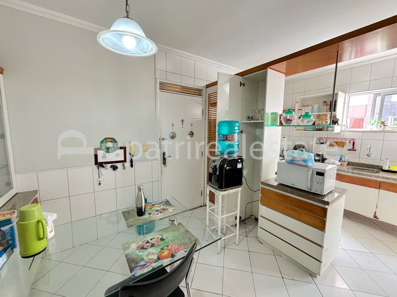 Apartamento 130 m² com 3 Quartos 2 wc, 2 vagas R$ 660.000. Meireles - Fortaleza - CE Rua Leonardo Mota Fortaleza - 