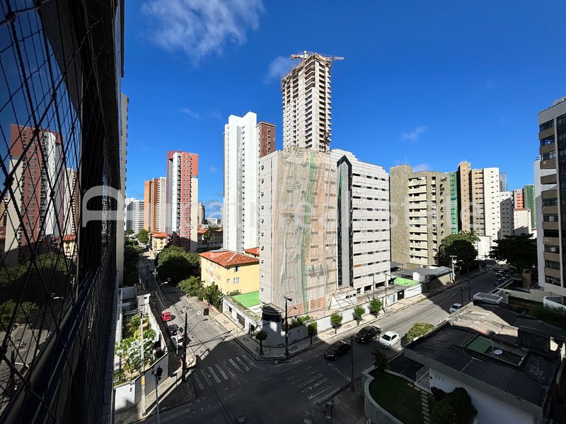 Apartamento 130 m² com 3 Quartos 2 wc, 2 vagas R$ 660.000. Meireles - Fortaleza - CE Rua Leonardo Mota Fortaleza - 
