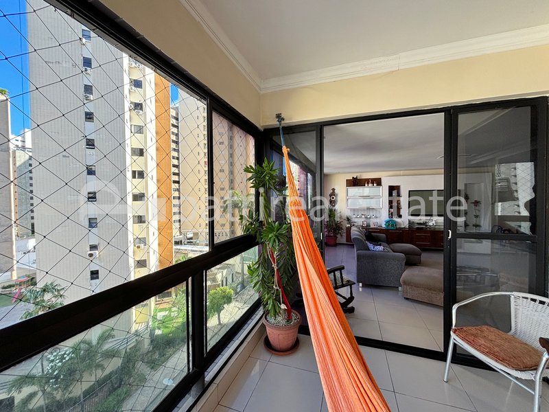 Apartamento 130 m² com 3 Quartos 2 wc, 2 vagas R$ 660.000. Meireles - Fortaleza - CE Rua Leonardo Mota Fortaleza - 
