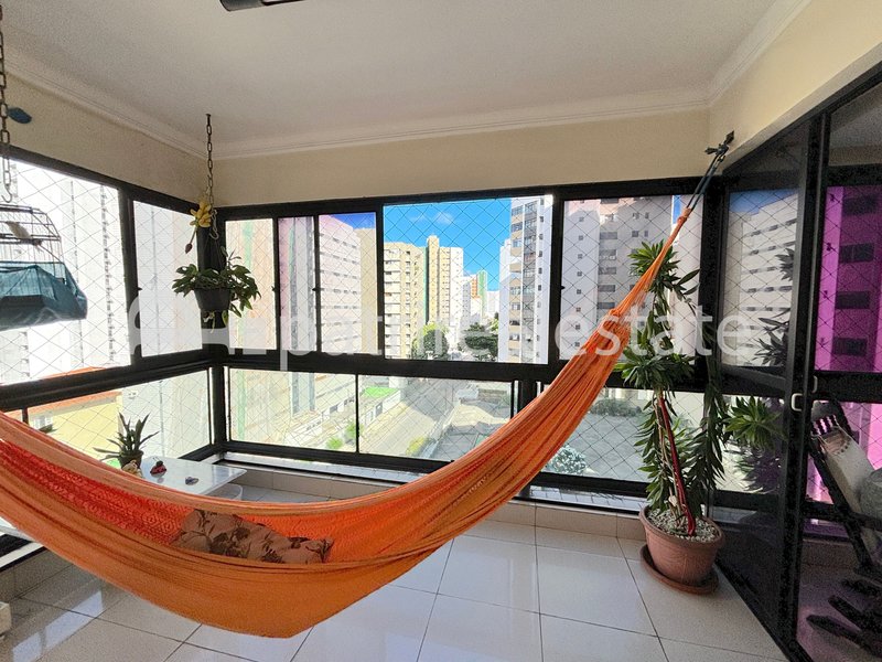 Apartamento 130 m² com 3 Quartos 2 wc, 2 vagas R$ 660.000. Meireles - Fortaleza - CE Rua Leonardo Mota Fortaleza - 