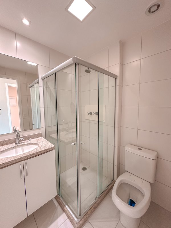 Apartamento à Venda com 4 Suítes e 2 vagas com 137 mt2 por R$ 1.500.000,00 Rua Aviador Severiano Lins Recife - 