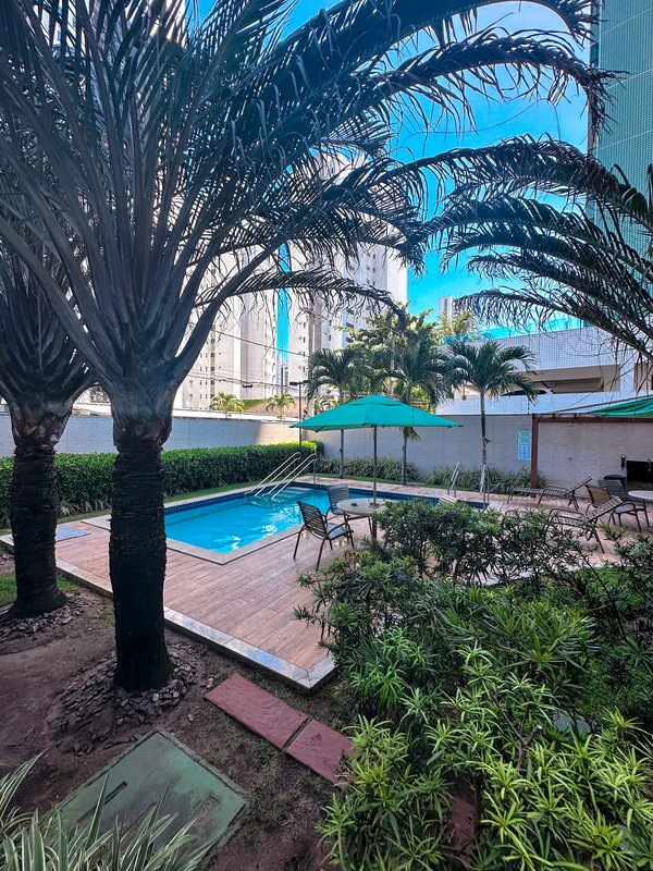 Apartamento à Venda com 4 Suítes e 2 vagas com 137 mt2 por R$ 1.500.000,00 Rua Aviador Severiano Lins Recife - 