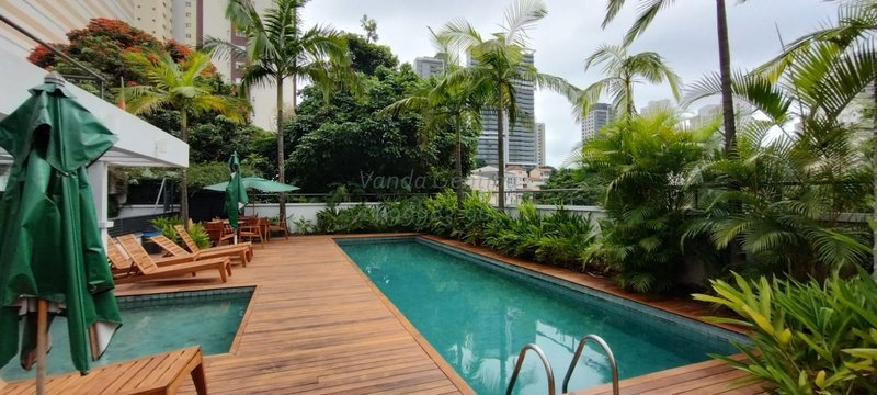 Vila Romana - apartamento com espaçosa varanda, 3 suítes, 3 vagas + depósito Rua Tito São Paulo - 