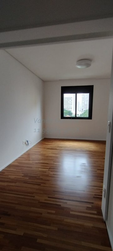 Vila Romana - apartamento com espaçosa varanda, 3 suítes, 3 vagas + depósito Rua Tito São Paulo - 