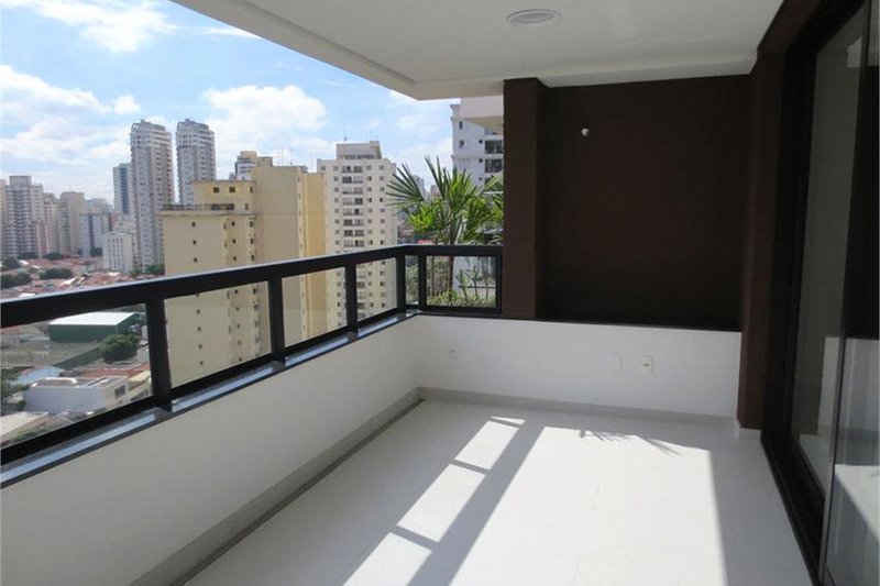 Vila Romana - apartamento andar alto, ampla varanda e 3 suítes Rua Tito São Paulo - 