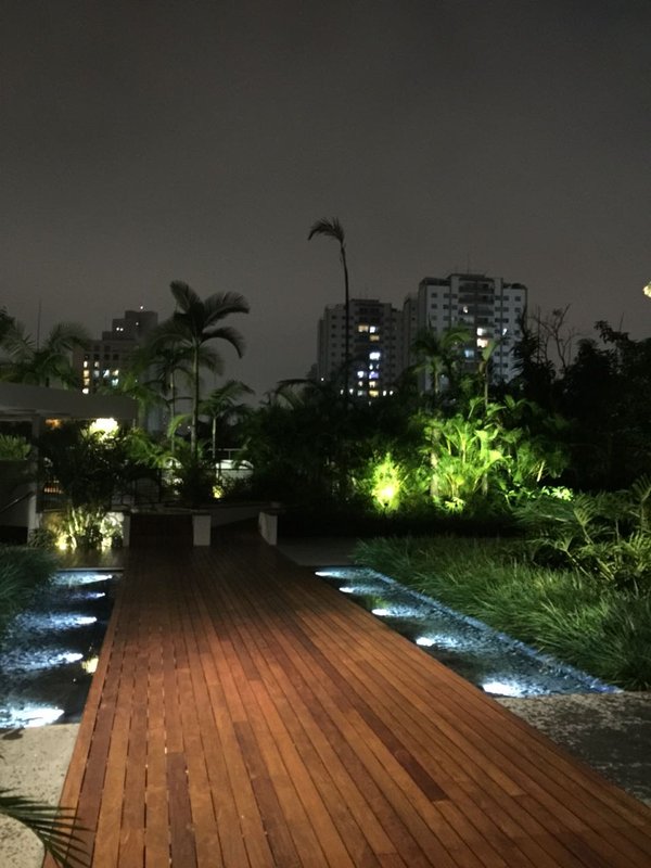 Vila Romana - apartamento andar alto, ampla varanda e 3 suítes Rua Tito São Paulo - 