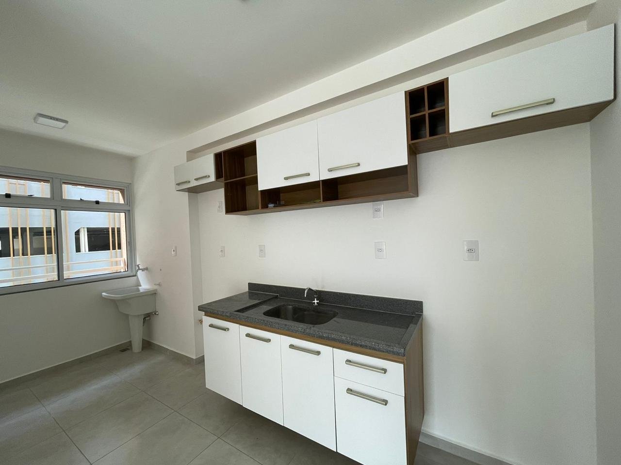 Apartamento à venda e aluguel com 2 quartos, 60m² - Foto 1