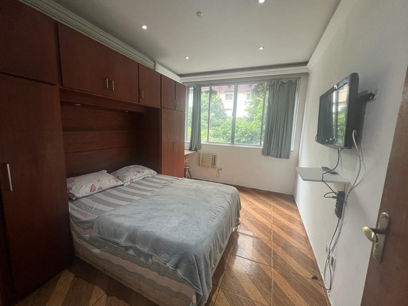 Apartamento Totalmente Reformado e Mobiliado pronto para locar no Airbnb Avenida Nossa Senhora de Copacabana Rio de Janeiro - 