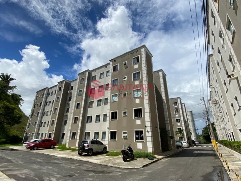 Apartamento nascente, semi-mobiliado em Lauro de Freitas (INDISPONÍVEL) Rua Doutor Gerino de Souza Filho Lauro de Freitas - 