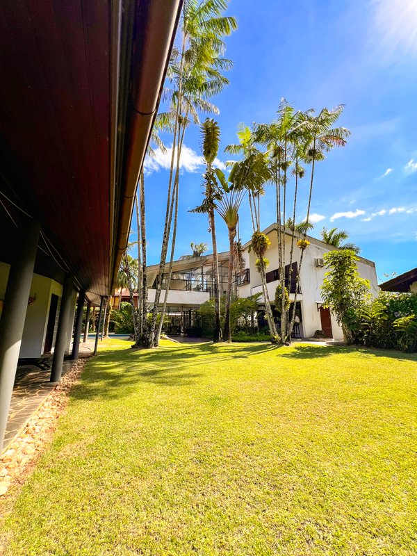 Casa Agradável e Ampla na Praia de Juquehy - São Sebastião - 
