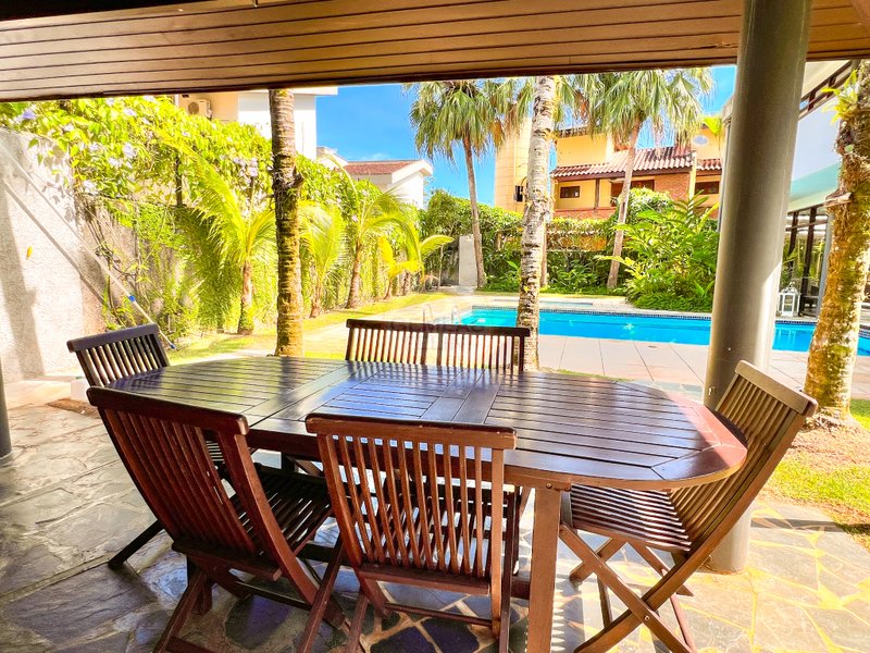 Casa Agradável e Ampla na Praia de Juquehy - São Sebastião - 