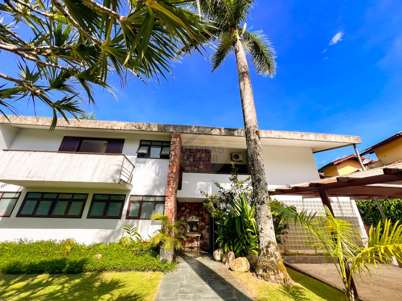 Casa Agradável e Ampla na Praia de Juquehy - São Sebastião - 