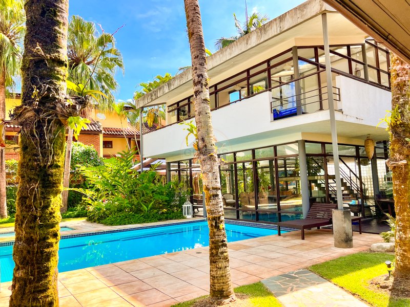 Casa Agradável e Ampla na Praia de Juquehy - São Sebastião - 