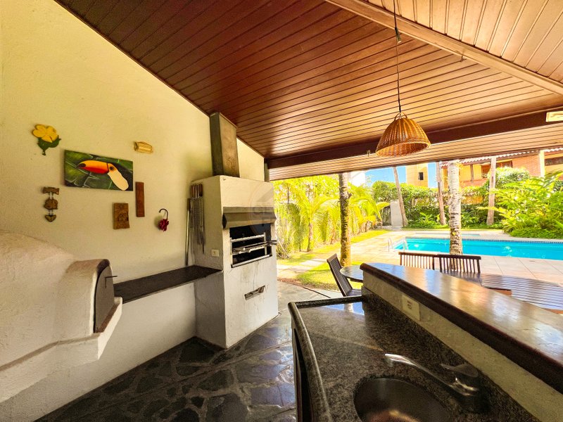 Casa Agradável e Ampla na Praia de Juquehy - São Sebastião - 