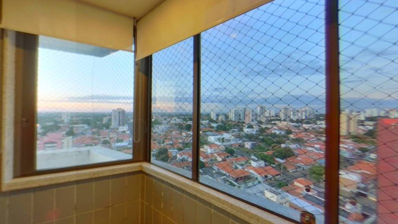 Apartamento Residencial em localização privilegiada no bairro de Fátima Avenida João XXIII Teresina - 