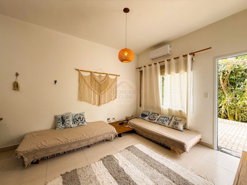 Apartamento de 1 dormitorio na Praia de Juquehy - VENDA E LOCA&Ccedil;&Atilde;O ANUAL  São Sebastião - 