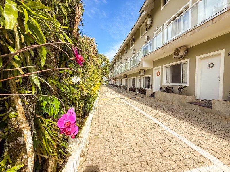 Apartamento de 1 dormitorio na Praia de Juquehy - VENDA E LOCA&Ccedil;&Atilde;O ANUAL  São Sebastião - 