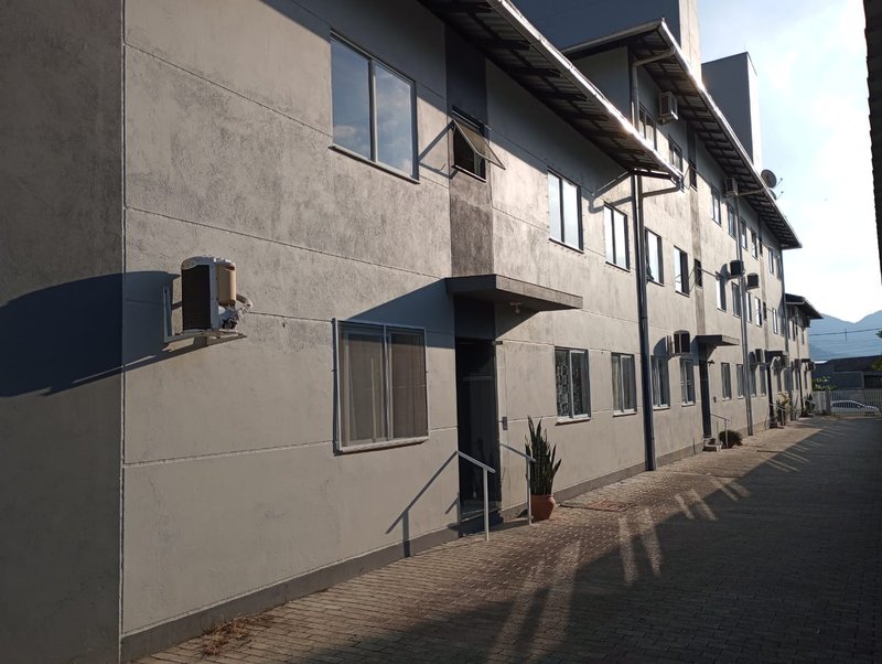 Apartamento Mobiliado 2º andar - Timbó - 