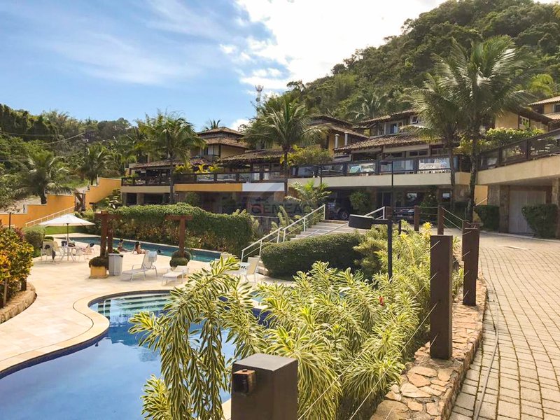 Casa em condomínio com 5 suítes e vista panorâmica para a Praia de Juquehy Avenida Mãe Bernarda São Sebastião - 