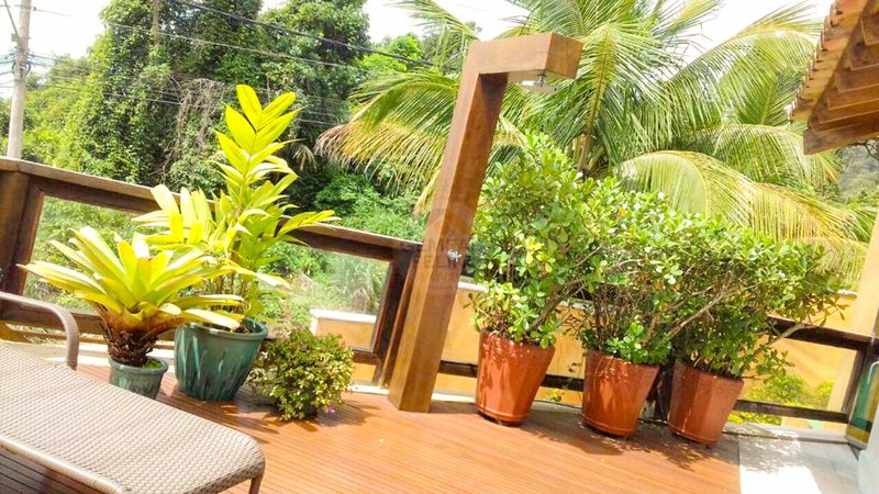 Casa em condomínio com 5 suítes e vista panorâmica para a Praia de Juquehy Avenida Mãe Bernarda São Sebastião - 