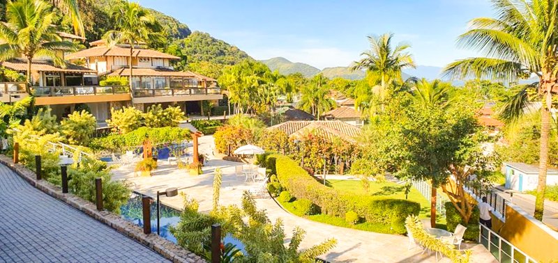 Casa em condomínio com 5 suítes e vista panorâmica para a Praia de Juquehy Avenida Mãe Bernarda São Sebastião - 