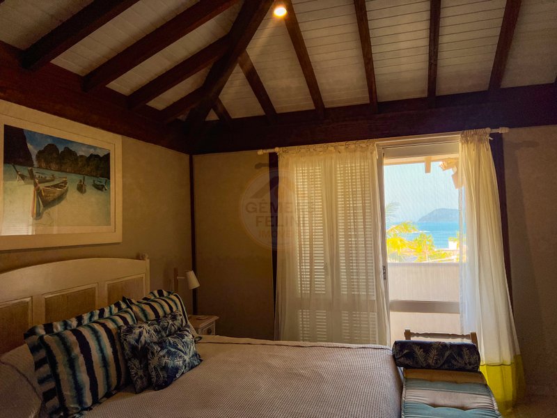 Casa em condomínio com 5 suítes e vista panorâmica para a Praia de Juquehy Avenida Mãe Bernarda São Sebastião - 