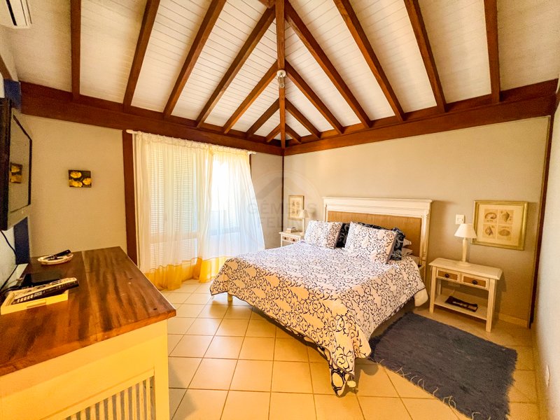 Casa em condomínio com 5 suítes e vista panorâmica para a Praia de Juquehy Avenida Mãe Bernarda São Sebastião - 