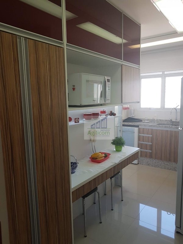 APARTAMENTO À VENDA EM SANTO AMARO COM 3 DORMITÓRIOS Rua Doutor José Áureo Bustamante São Paulo - 