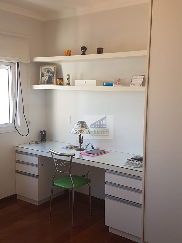 APARTAMENTO À VENDA EM SANTO AMARO COM 3 DORMITÓRIOS Rua Doutor José Áureo Bustamante São Paulo - 