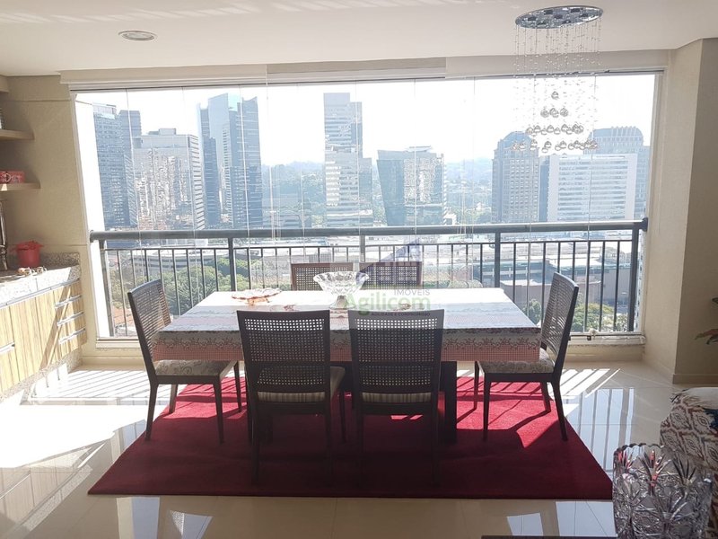 APARTAMENTO À VENDA EM SANTO AMARO COM 3 DORMITÓRIOS Rua Doutor José Áureo Bustamante São Paulo - 