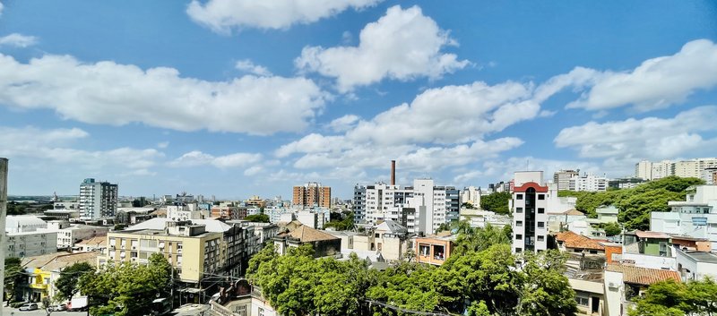 R$ 950.000 - EXCLUSIVIDADE - ESPETACULAR APARTAMENTO - REFORMADO - 108M2 - 3 DORM - VISTA Rua Garibaldi Porto Alegre - 