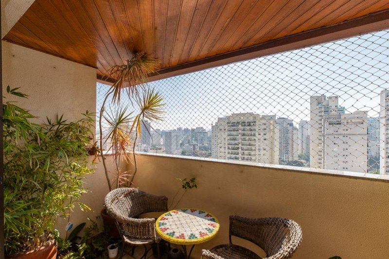 Apartamento em Moema na Rua Graúna Rua Graúna São Paulo - 