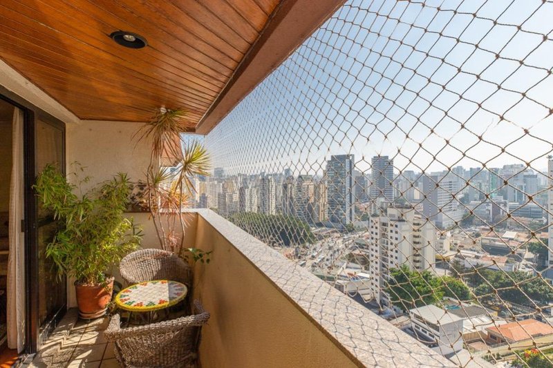 Apartamento em Moema na Rua Graúna Rua Graúna São Paulo - 