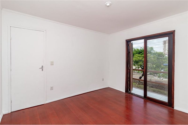Apartamento com 2 dormitórios á 450m da Av Baltazar De Oliveira Garcia Lopes Teixeira Porto Alegre - 
