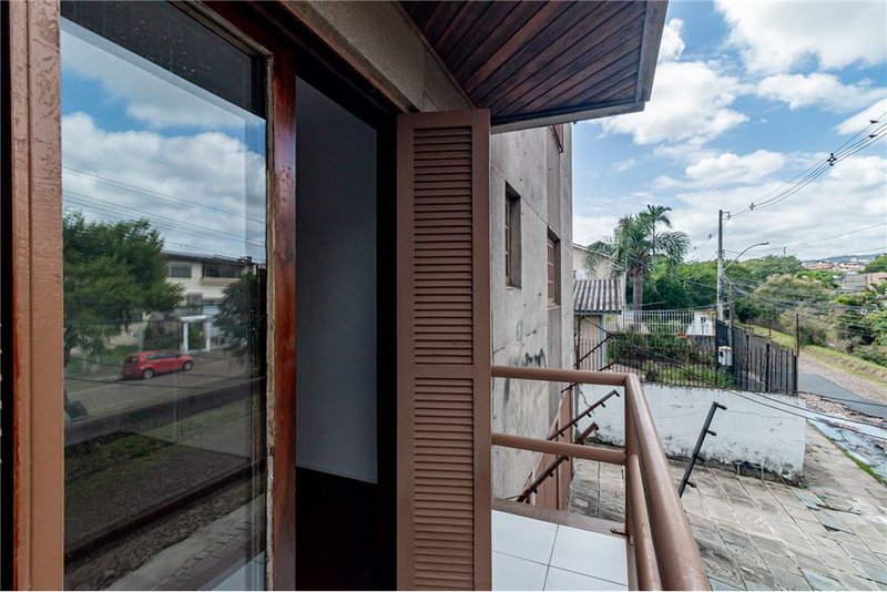 Apartamento com 2 dormitórios á 450m da Av Baltazar De Oliveira Garcia Lopes Teixeira Porto Alegre - 