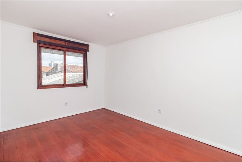 Apartamento com 2 dormitórios á 450m da Av Baltazar De Oliveira Garcia Lopes Teixeira Porto Alegre - 
